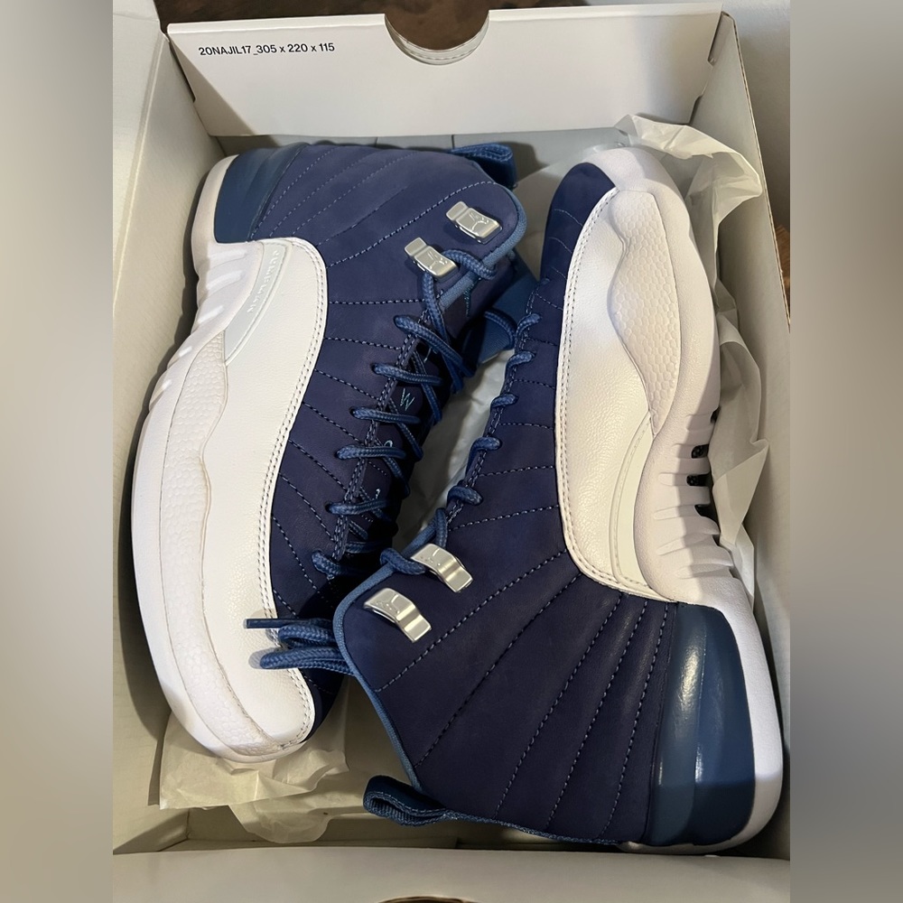 Air Jordan 12 Retro SE ( GS) Stone blue 6.5 Y